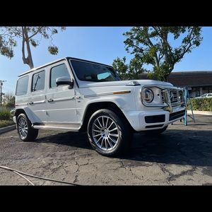 Meet your Posher, Rene